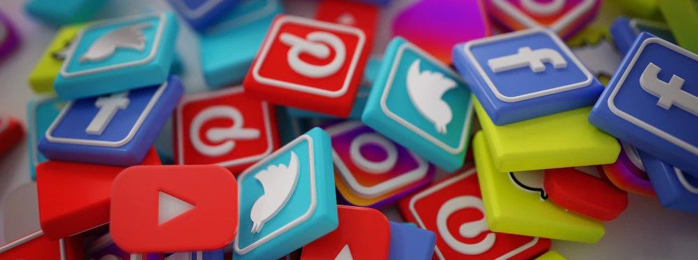 leverage social media in cross-channel marketing